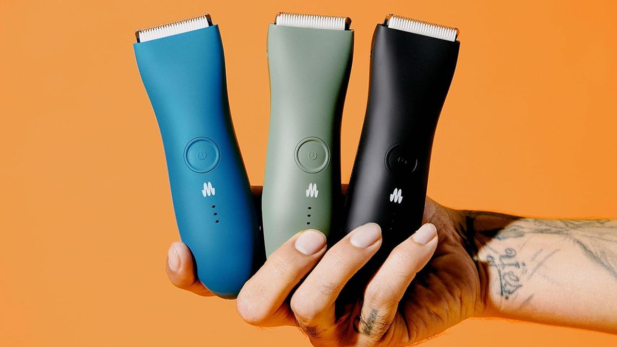 Trim head, facial and body hair with this all-in-one trimmer.