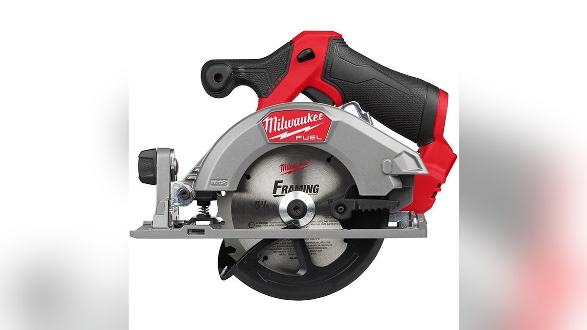 This saw cuts through 2x4s with ease.