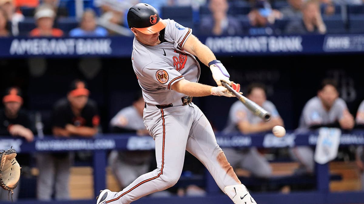 Pete Alonso fouls off a pitch during an MLB game at Tropicana Field.