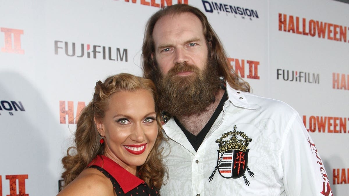 Renae Geerlings-Mane and Tyler Mane arrive at the Halloween II premiere in Hollywood.