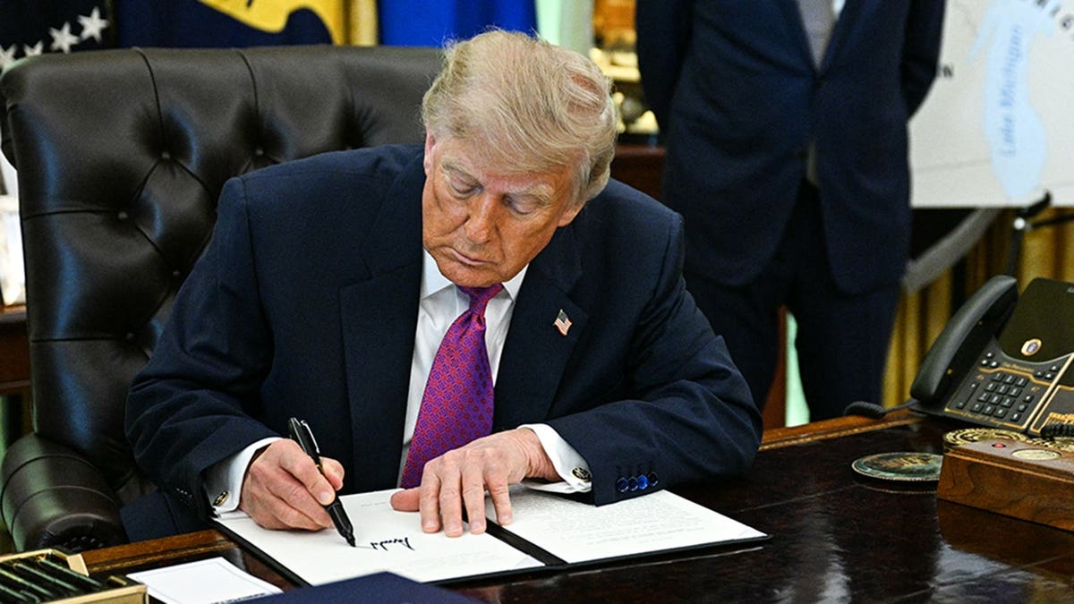 President Trump signs executive order