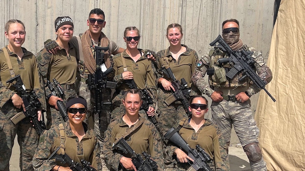 US service members pose for picture