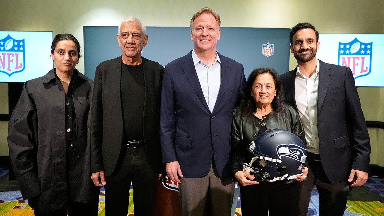 foxnews.com - Armando Salguero - Vinod Khosla knows little about owning an NFL team but it's fine because he just bought the Super Bowl champs