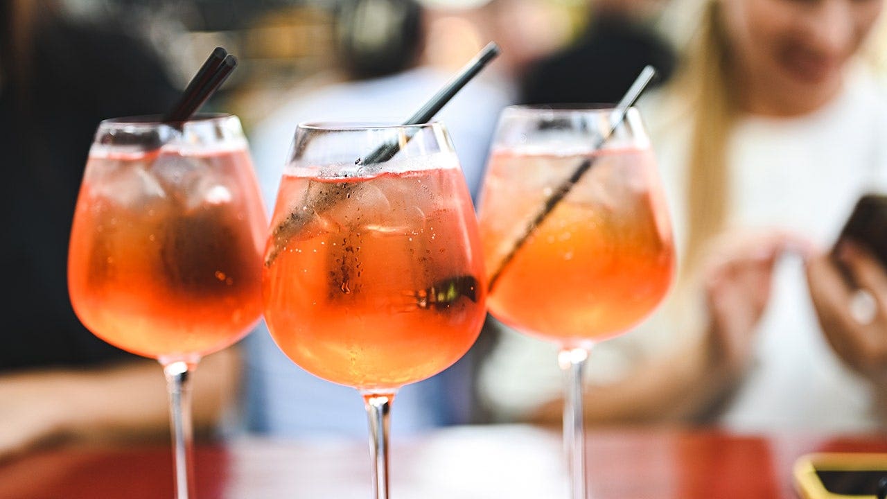foxnews.com - Angelica Stabile - Move over, Aperol: Viral Italian spritz arrives in US with eye-catching twist