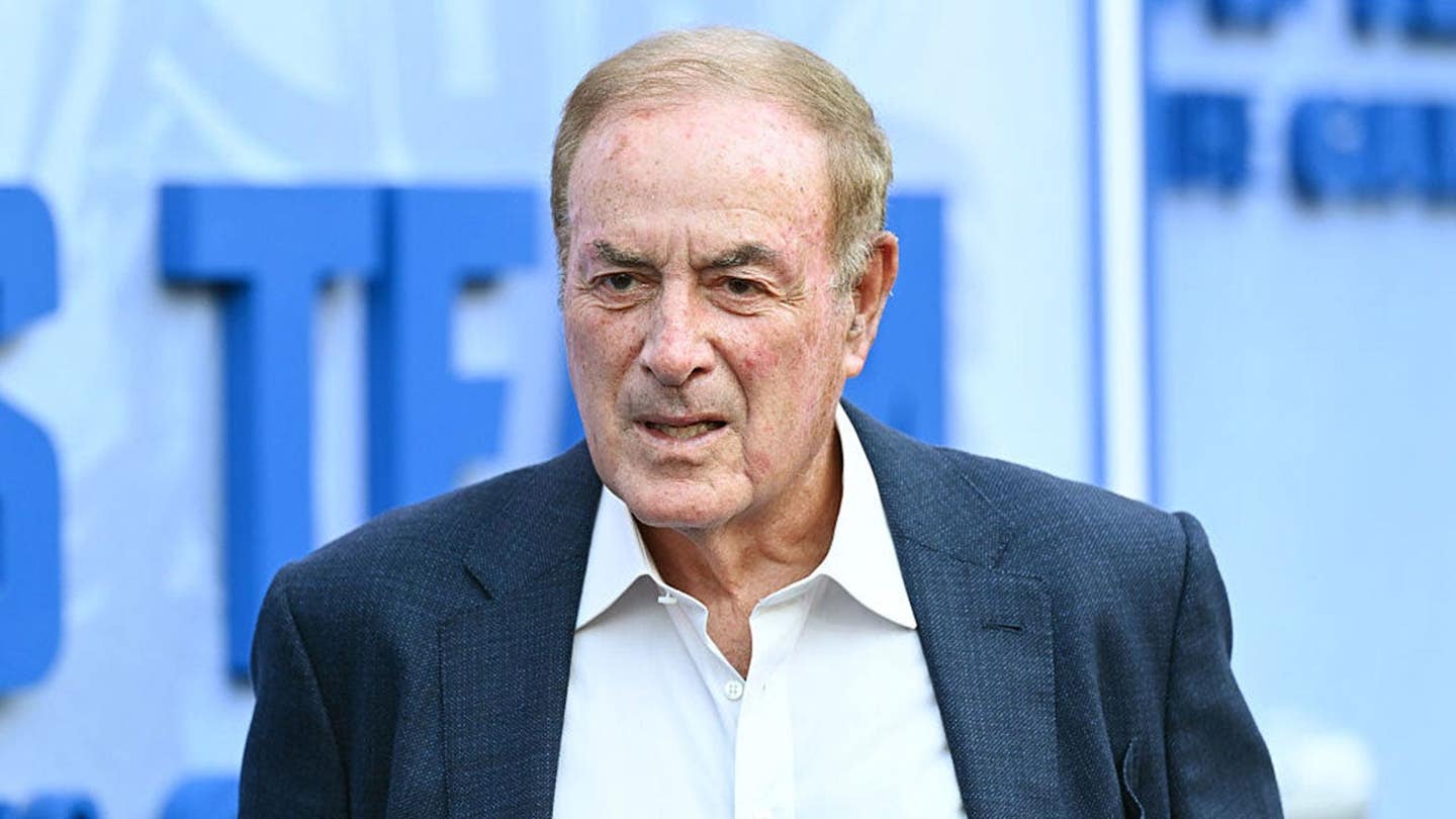 Ο μακροχρόνιος Ρεπουμπλικανός Αλ Μάικλς έριξε ένα τρύπημα στον Τραμπ και οι οπαδοί του NFL βγήκαν εκτός ελέγχου