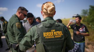 San Diego Padres minor-league catching coordinator Oswaldo Pirela detained by Border Patrol in Texas