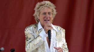 Rod Stewart postpones concert due to 'minor medical procedure' on One Last Time tour
