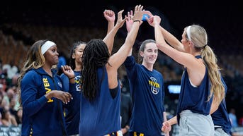 Caitlin Clark lifts Fever past Tempo after Kelsey Mitchell exits late 'overheated' - Fox News