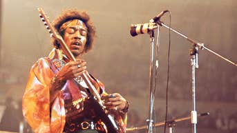 Las últimas palabras de Jimi Hendrix a un técnico de gira se produjeron tras el caos provocado por un club de moteros fuera de la ley - Fox News