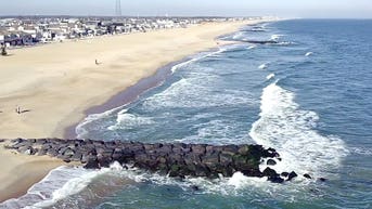 Syringe scare rocks popular beach before resident uncovers more disturbing debris - Fox News