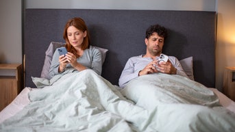 ‘Quiet quitting’ marriage trend has surprising warning sign couples may overlook - Fox News
