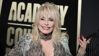 Dolly Parton’s private cancer battle highlights why some patients don’t share their diagnoses - Fox News