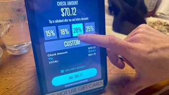 Tipping screen puts customers on the spot as experts reveal when it's OK to hit 'no tip' - Fox News