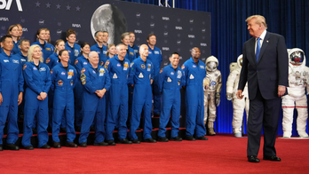 Trump firma un decreto para crear una nueva Academia Espacial parecida a West Point; la ubicación aún está por determinar