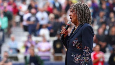 National anthem performance before women's pro baseball game gets panned - Fox News