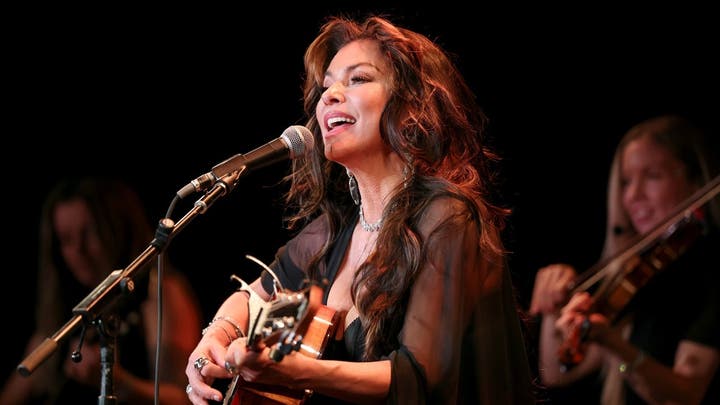 Shania Twain's ready for 'evolution of country music'