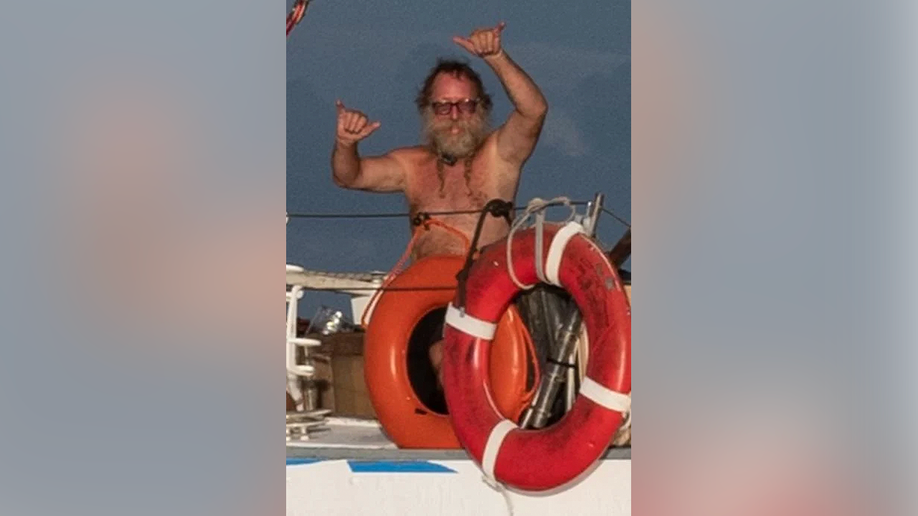 donald-steven-lang-on-sailboat-fbi-photo.jpg