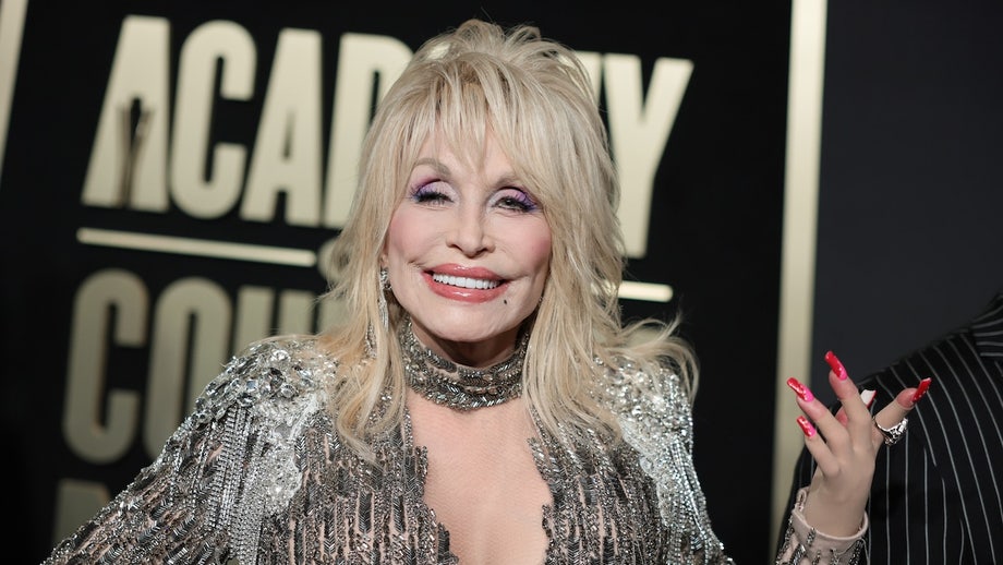 Dolly Parton’s private cancer battle highlights why some patients don’t share their diagnoses