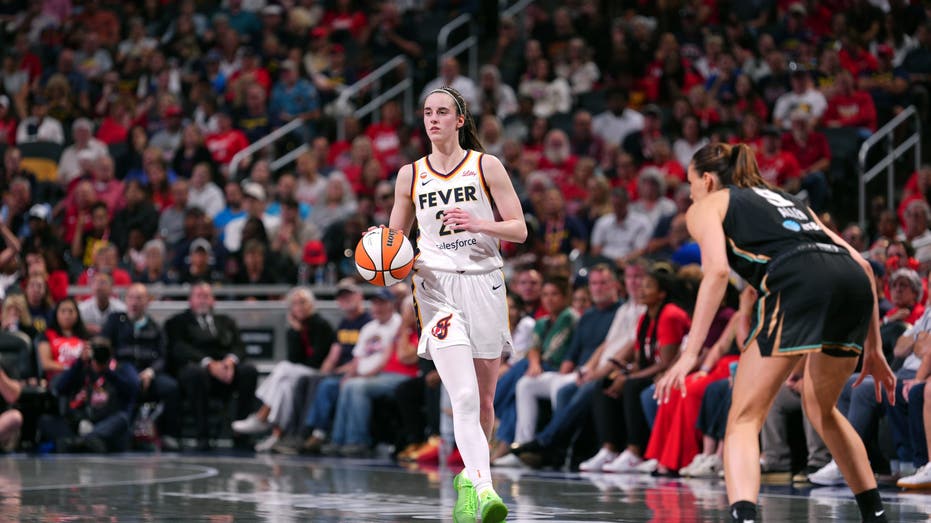 Caitlin Clark, Kelsey Mitchell power Fever past Liberty, lift Indiana atop Eastern Conference