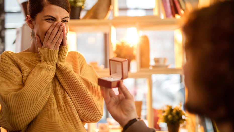 The best places to buy a lab-grown diamond engagement ring online
