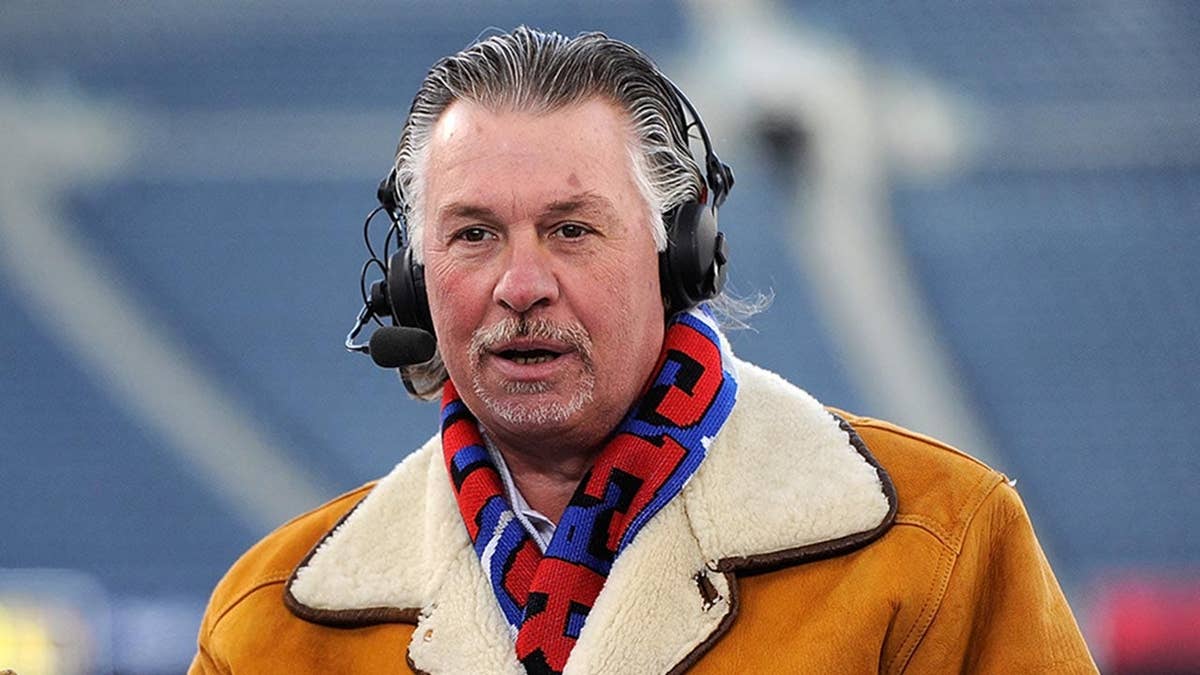 Barry Melrose broadcasts from Chicago
