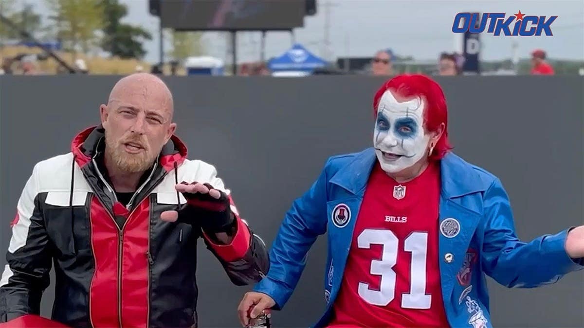 Bills superfan Corey Teed explains why OJ Simpson should've been included on the team's wall of fame outside Highmark Stadium.