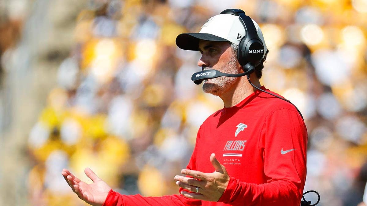Kevin Stefanski reacts on the sideline during an NFL game