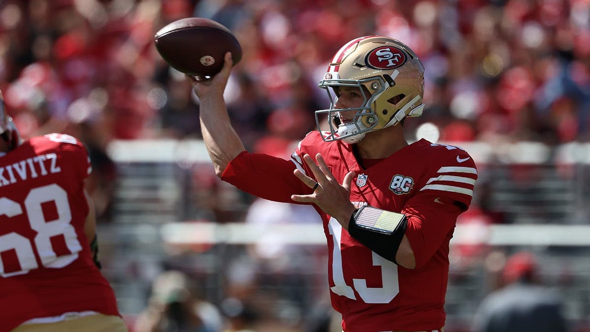 Brock Purdy passes during an NFL game against the Arizona Cardinals in Santa Clara, Calif.