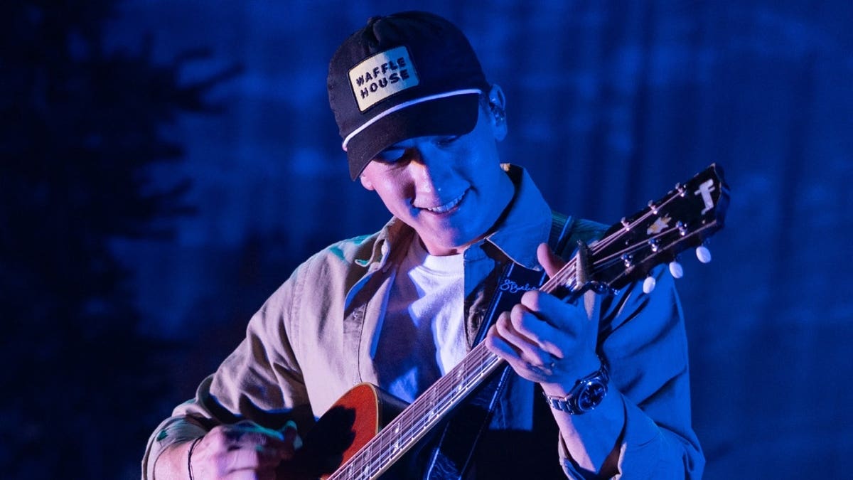 Sam Barber performs at Summerfest 2026.