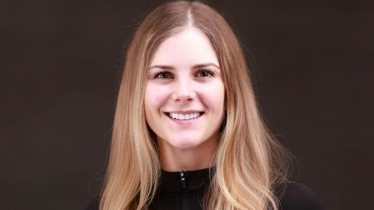 Suzie-Logue-headshot