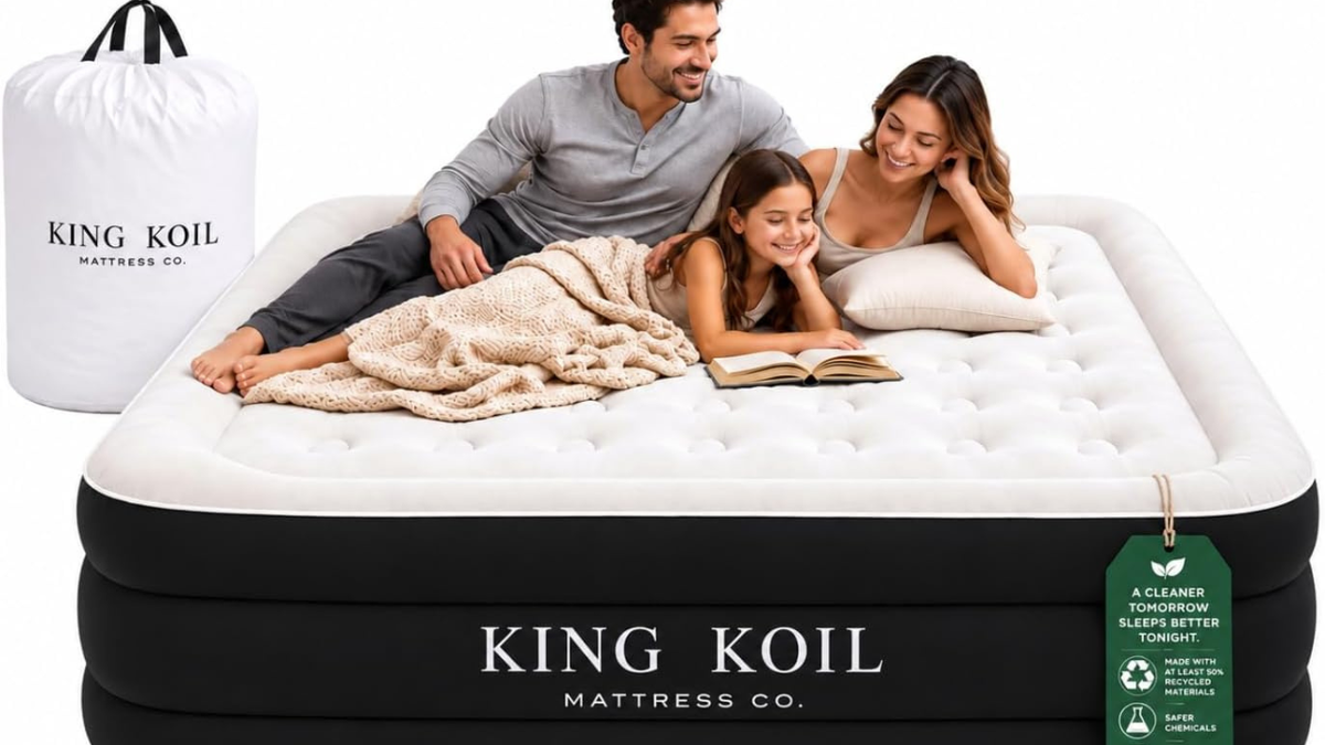 Reviewers compare sleeping on this mattress to sleeping on a cloud.