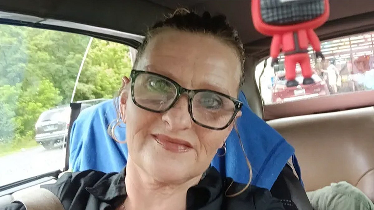 selfie of angela lipps