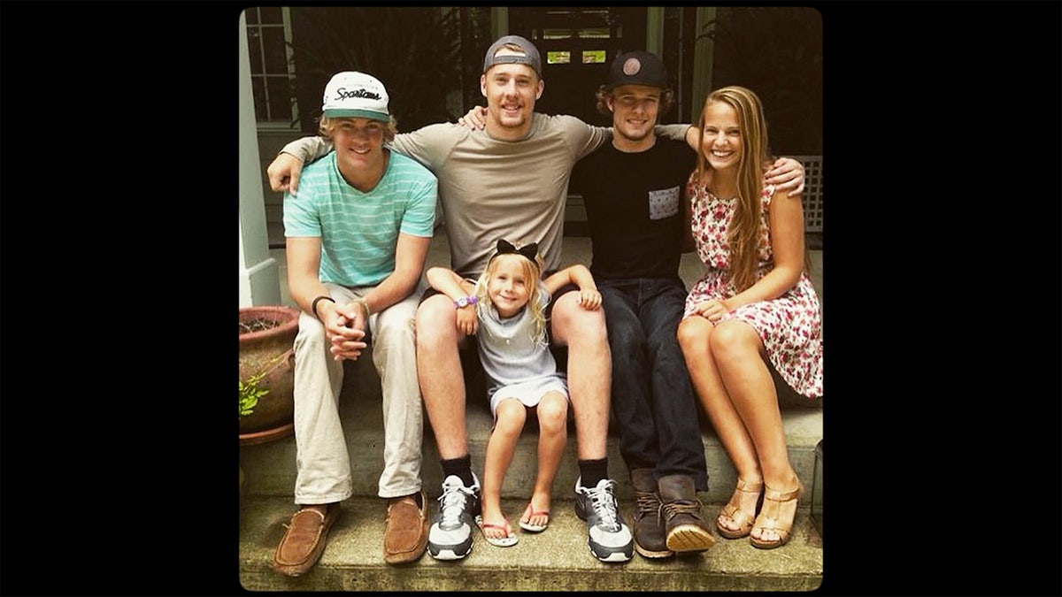 Beathard children pose for picture