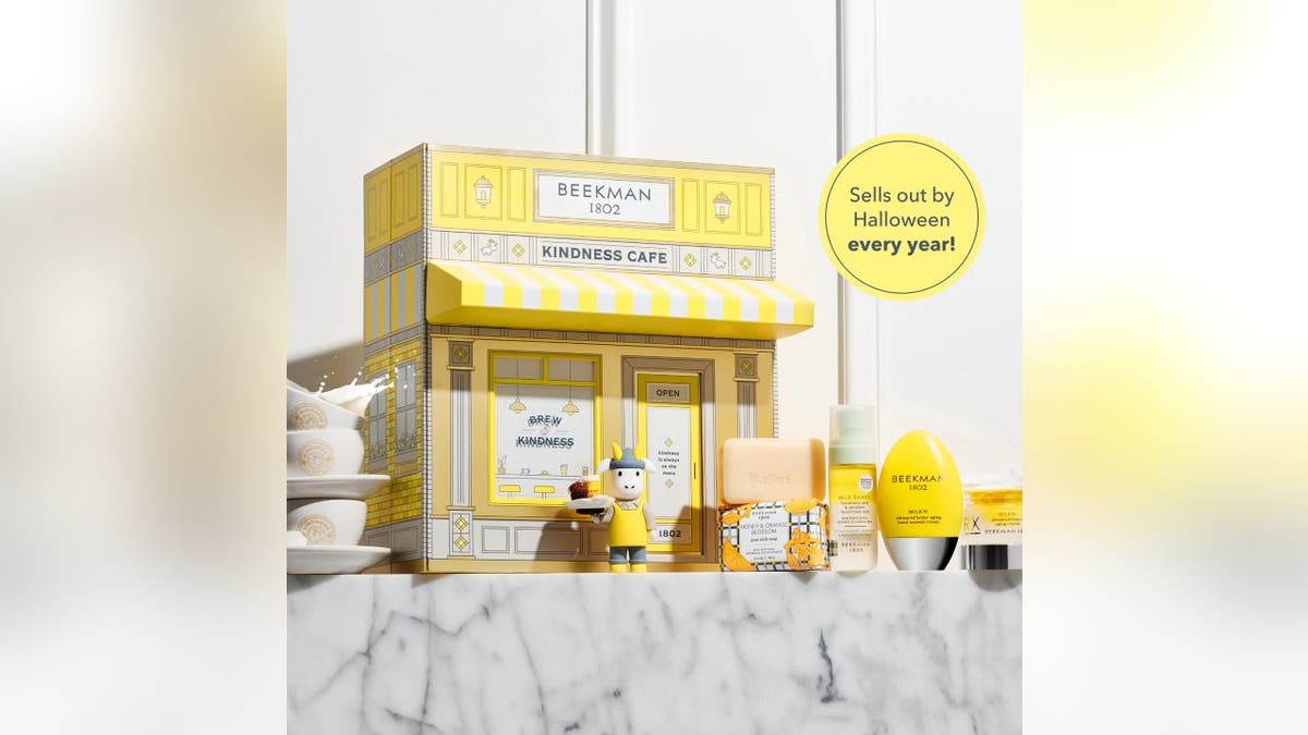 Care for your skin with this Advent calendar. 