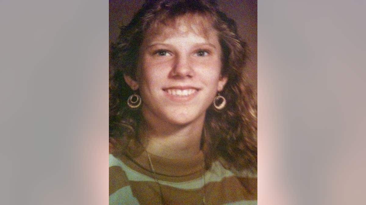Colleen Slemmer in a portrait photo.