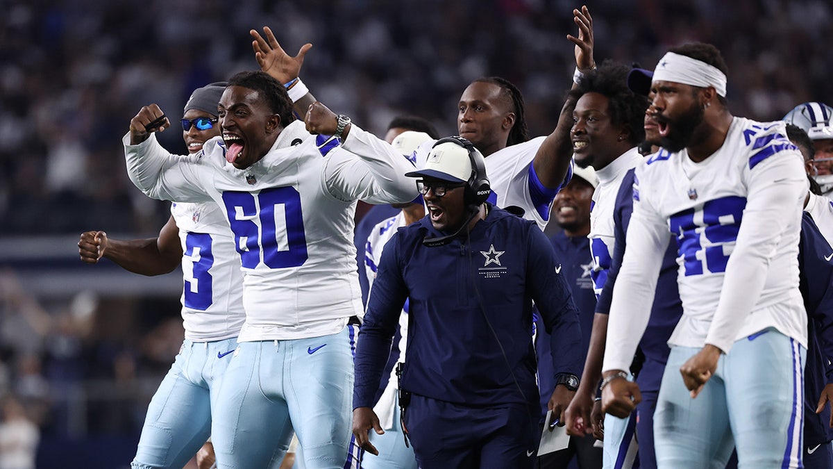 Cowboys react to successful two-point conversion