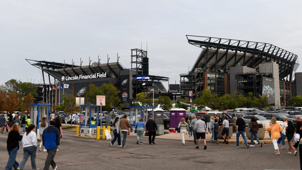 Ed Sheeran fans arrive at Lincoln Financial Field for a concert in Philadelphia.