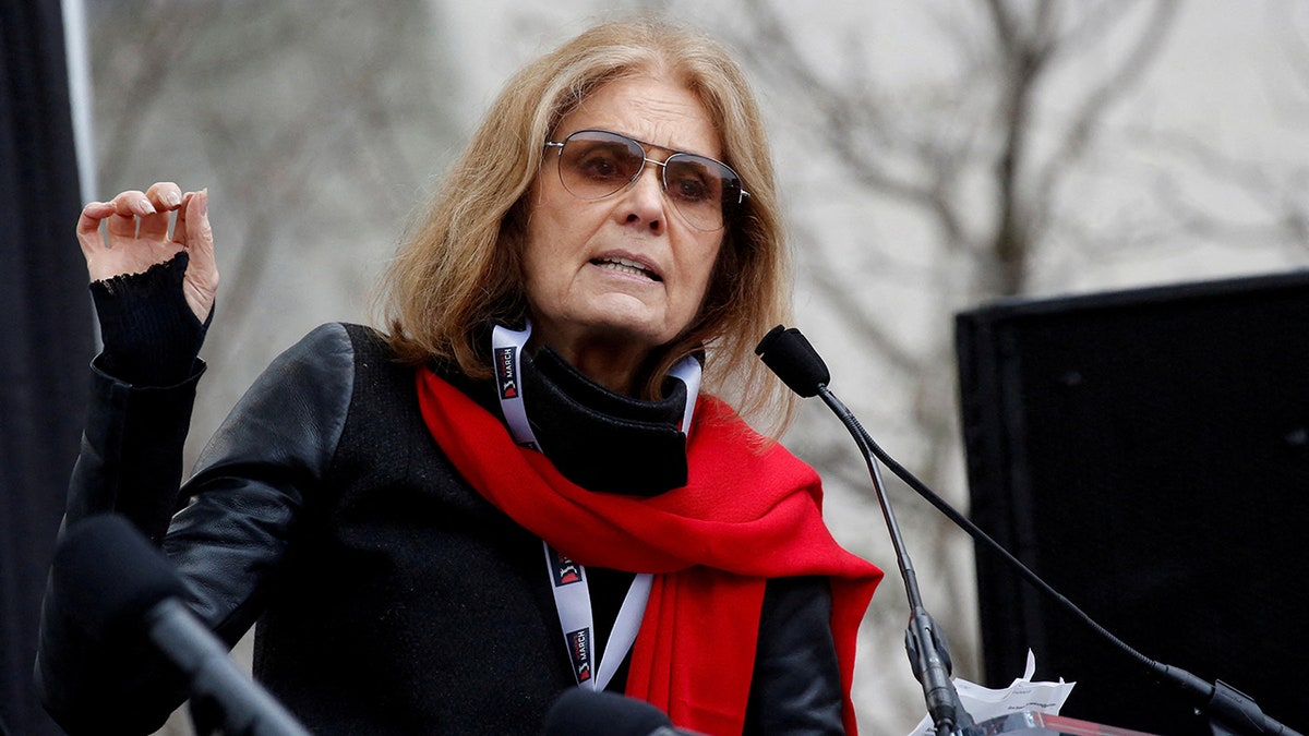 Gloria Steinem speaks at women's march in DC