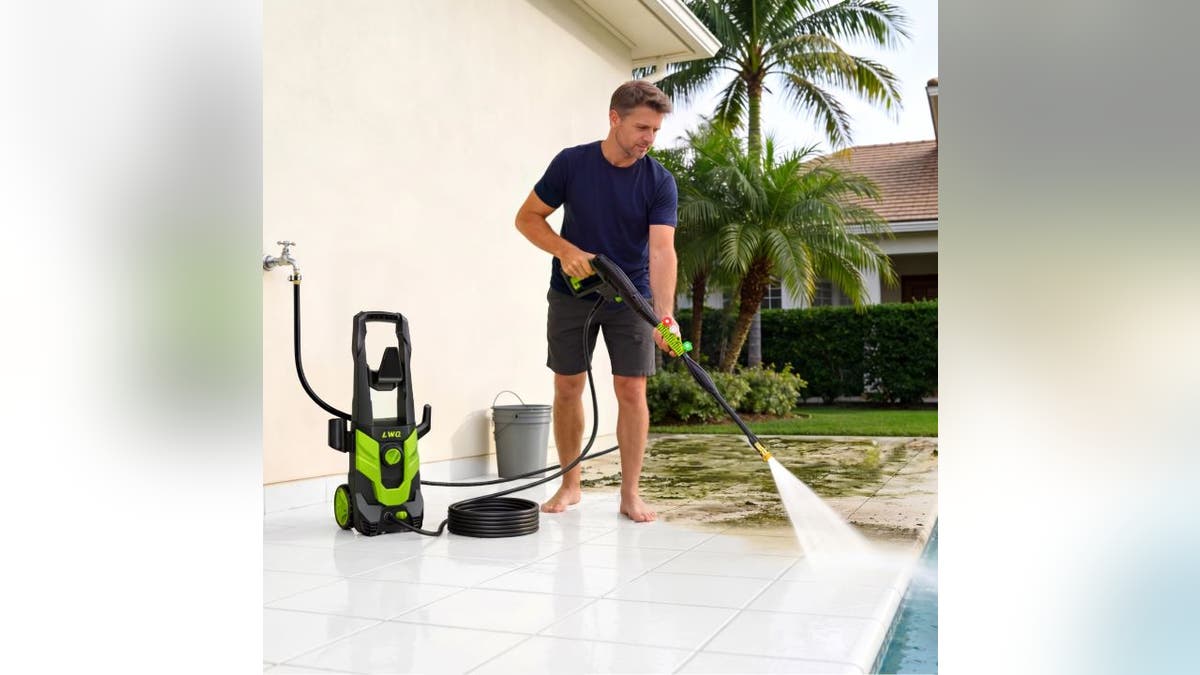 Clean surfaces fast with this compact, easily moveable pressure washer.