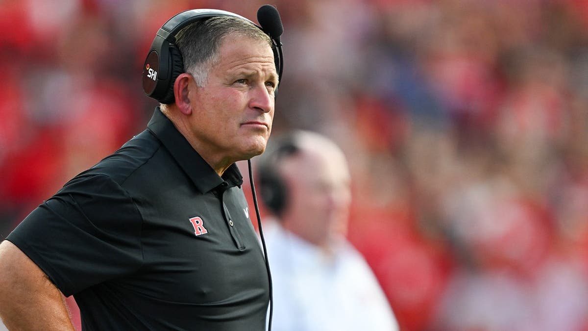 Greg Schiano, head coach of Rutgers Scarlet Knights, looks on during the first quarter.