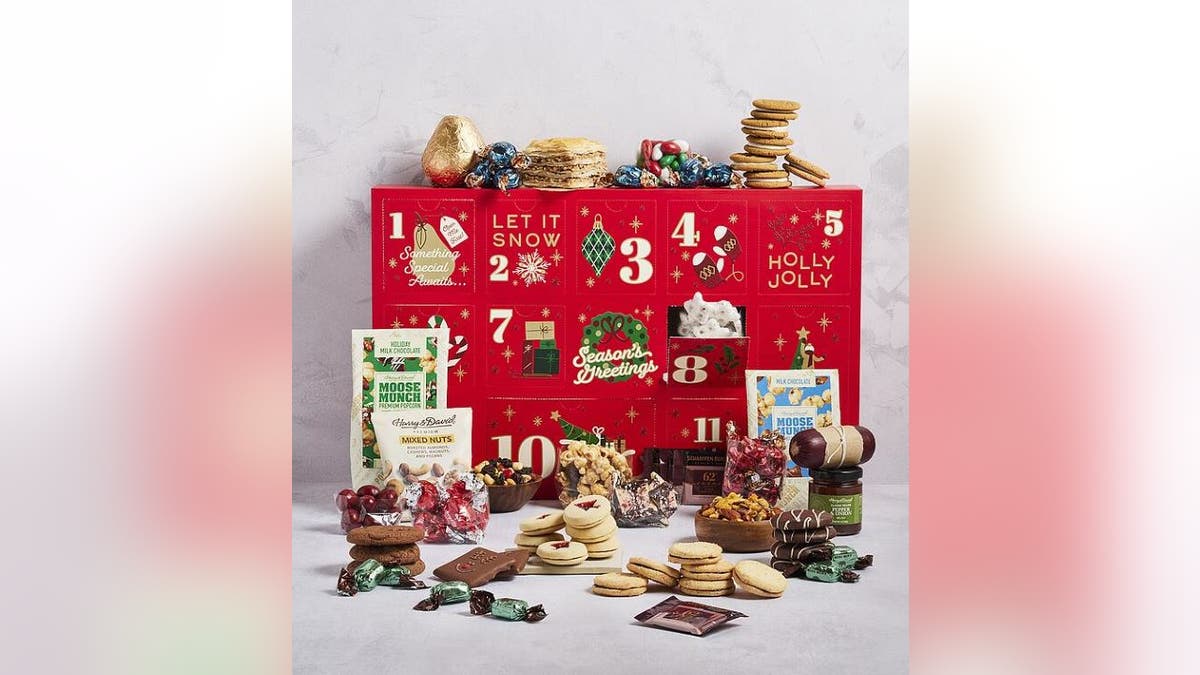 For a collection of sweets and savory treats, choose Harry & David.