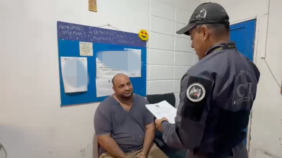 Colombian authorities detain Luis Enrique Linero Pinto, accused of helping smuggle migrants toward the United States