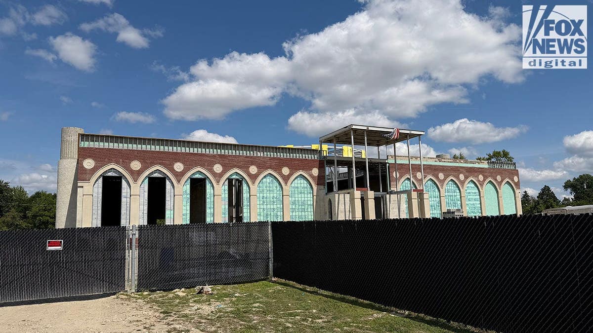 warren michigan mosque