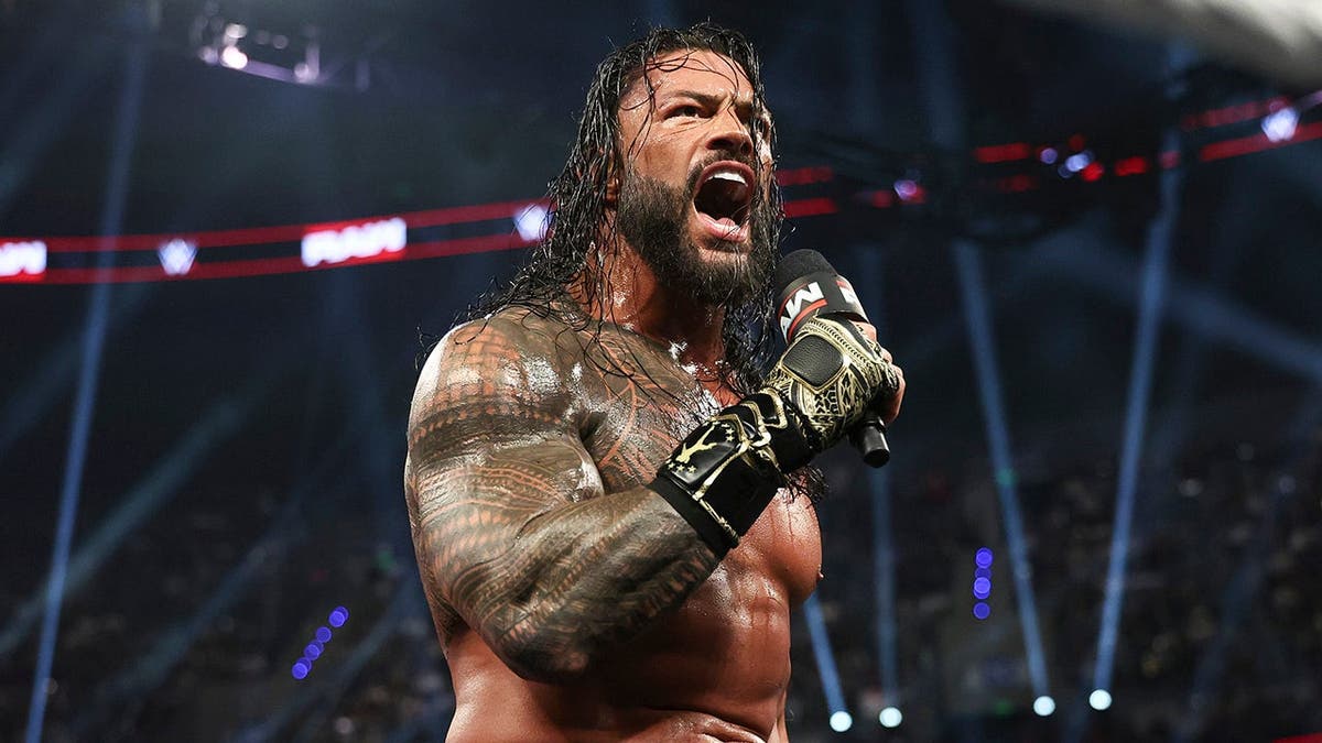 Roman Reigns speaks during Monday Night RAW at Arena Ciudad de Mexico.