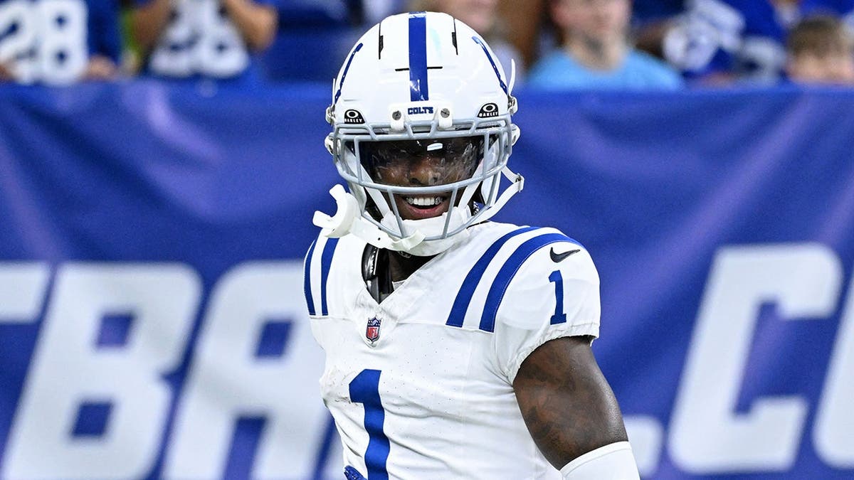 Sauce Gardner reacts after a play during an NFL game at Lucas Oil Stadium.