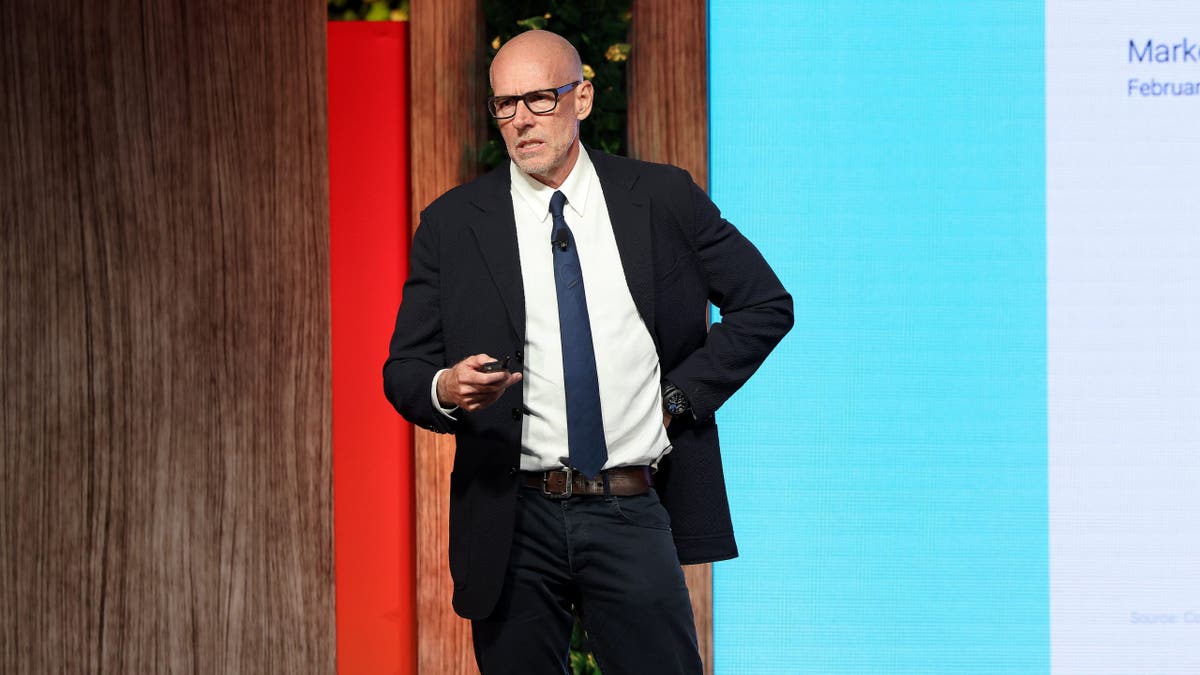 Scott Galloway speaks on stage at Pivot MIA.