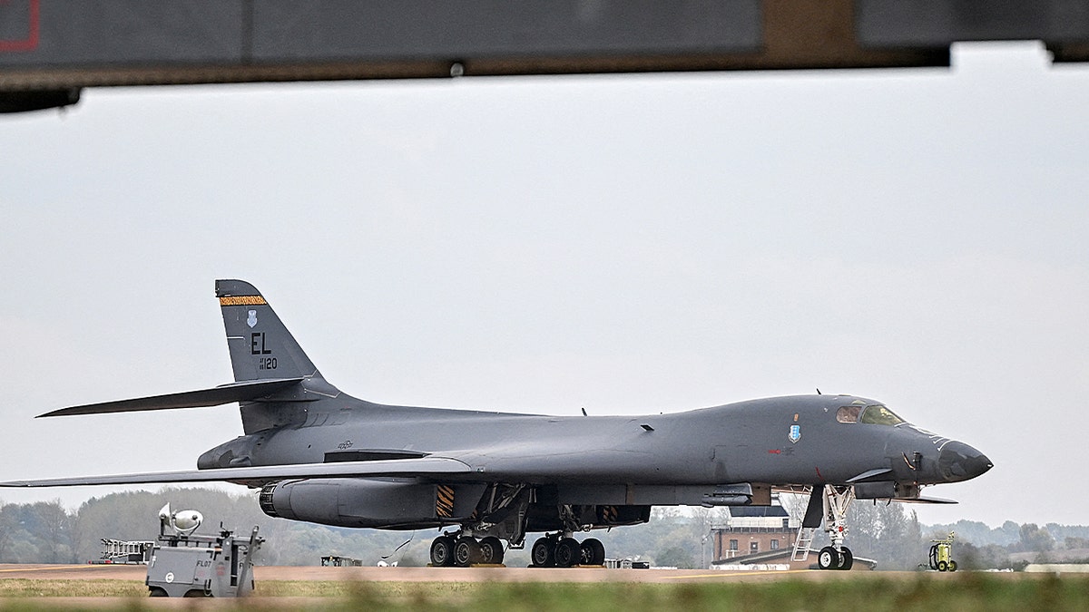 US Air Force B-1 Lancer bomber
