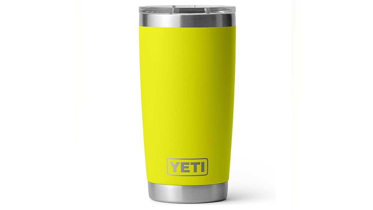 Hot and cold drinks keep temperature for hours.
