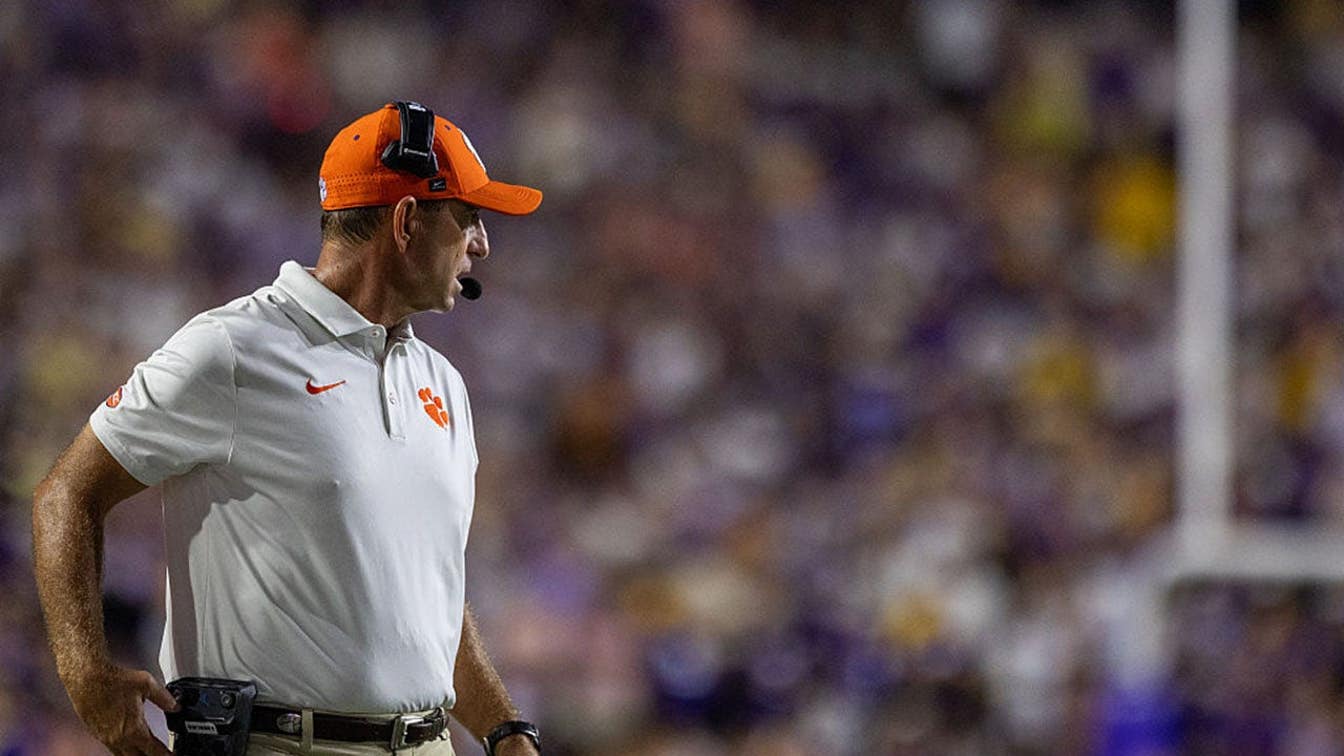 Η ώρα είναι τώρα, οι Clemson Tigers και Dabo Swinney πρέπει να το παρατήσουν μετά από μια ιστορική διαδρομή