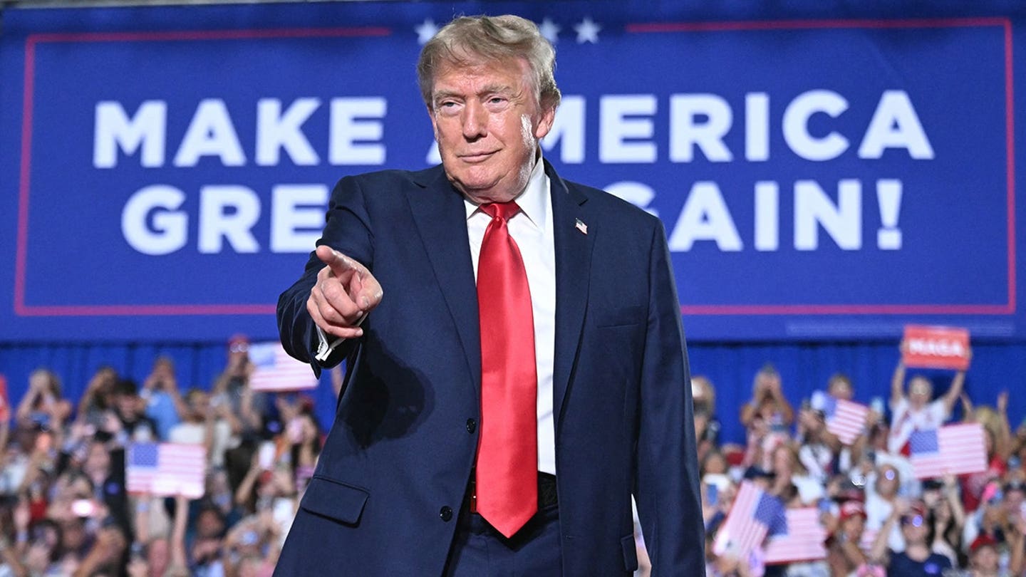 El papel inusual de Trump en la convención de mitad de período se revela cuando el calendario se hace público